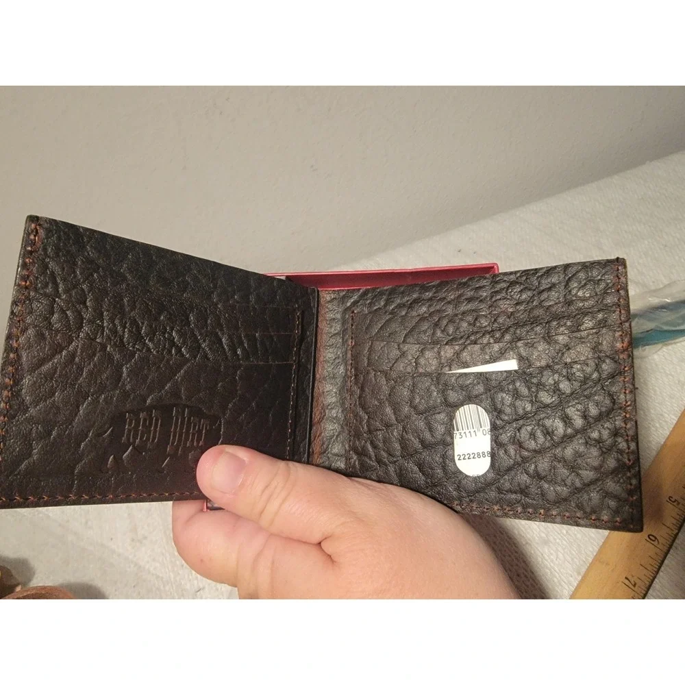 Red Dirt Hat Co Bifold Card Genuine Bison Grain Leather Brown Wallet New In‎ Box